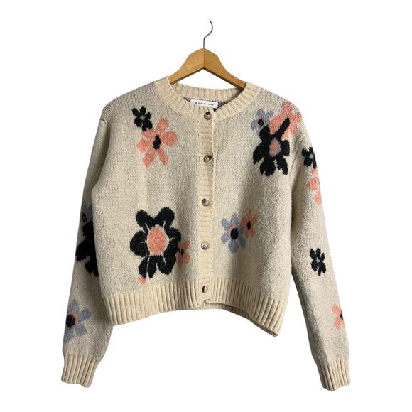 Made by Mishow Women's Beige Floral Knit Cardigan Size M Button Front - Picture 1 of 6